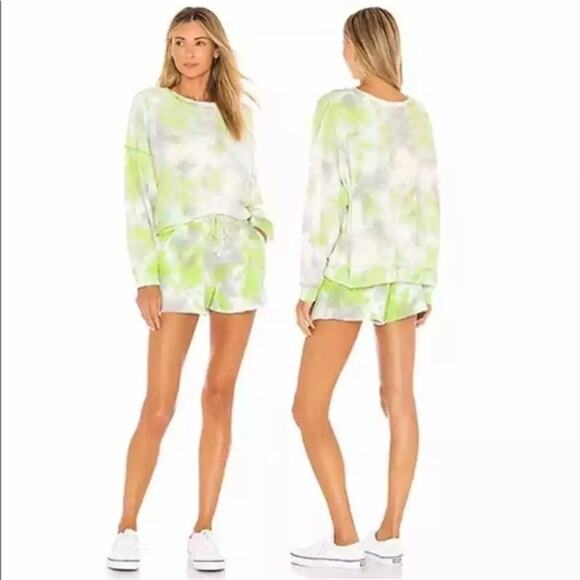 Free People Intimately Kelly Washed Lime Green Tie Dye Sweat Shorts Size Medium - Picture 7 of 7